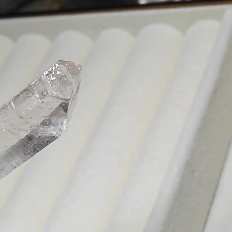 Colombian Lemurian Crystal | High Ice Transparency | Asika Line | High Frequency Crystal - ของวางตกแต่ง - คริสตัล 