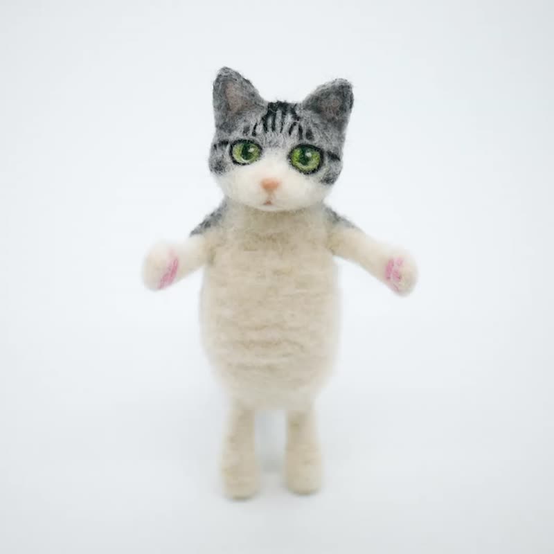 人形　猫　サバを抱くサバ白猫 - 玩偶/公仔 - 羊毛 