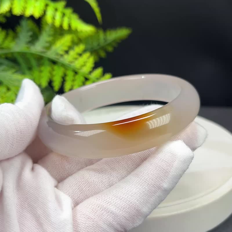 精美 灰白瑪瑙手鐲 62MM 冰透起剛龍鱗紋飄一口糖 平和智慧吉祥 - 手鍊/手環 - 半寶石 灰色