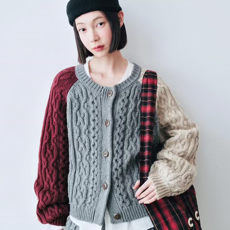 Retro twist knitted color-blocked woolen sweater/jacket - สเวตเตอร์ผู้หญิง - ขนแกะ หลากหลายสี