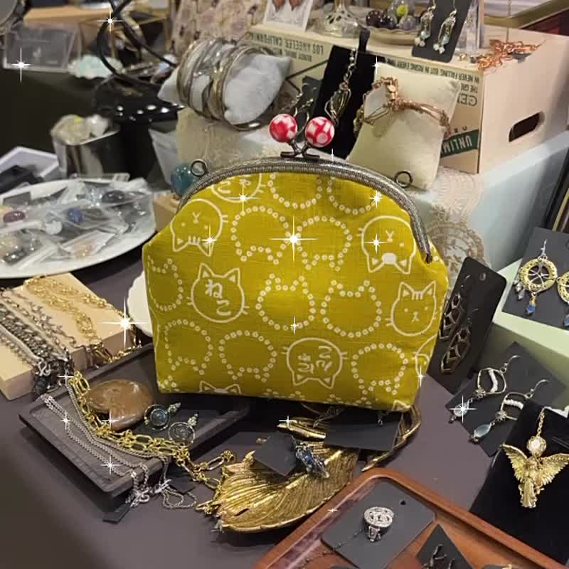 MBC handmade mustard yellow kitten 16cm framed kiss lock bag - Messenger Bags & Sling Bags - Cotton & Hemp Yellow