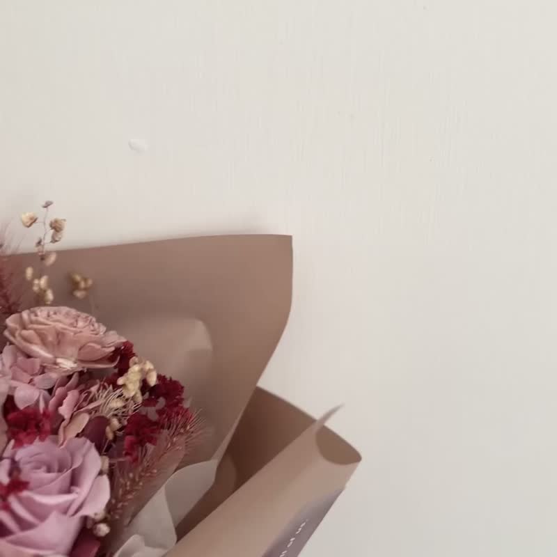 【永生玫瑰花花束】• 情人節/永生玫瑰花/永生玫瑰花花束/玫瑰花 - 乾燥花/永生花 - 植物．花 紅色