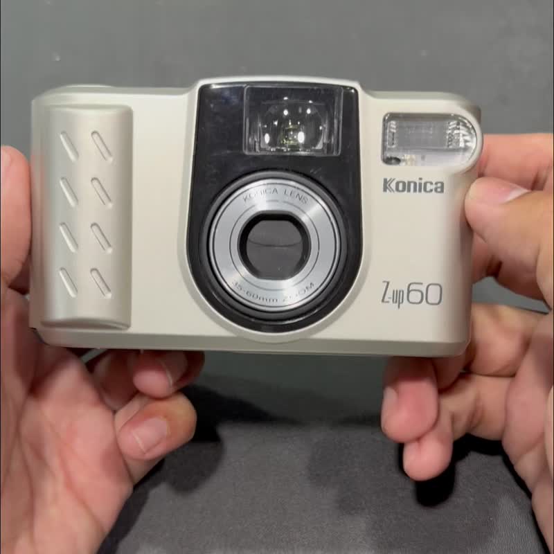 135底片 Konica Z-UP 60 變焦鏡頭 35-60mm 傻瓜相機 底片相機 - 菲林/即影即有相機 - 塑膠 銀色