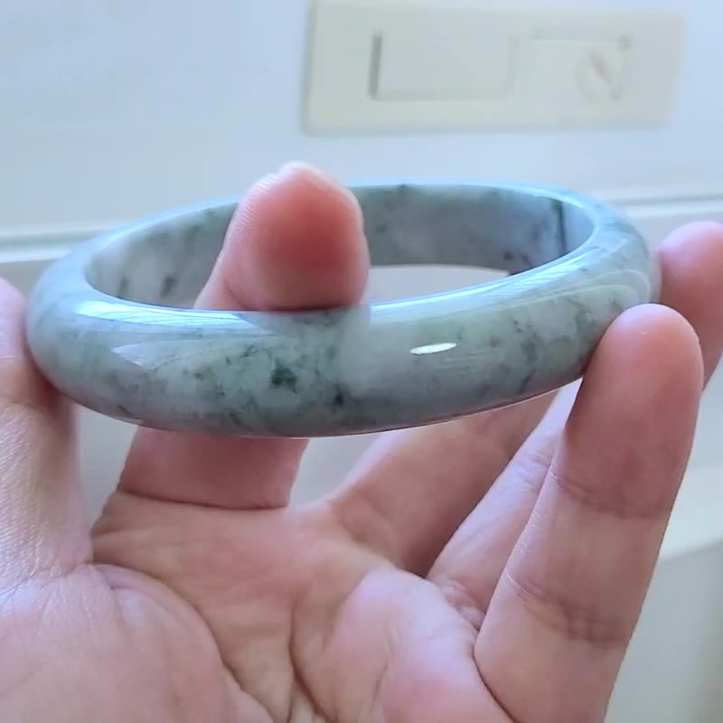 【はくとん( 'ω')ŧ‹\"ŧ‹\"】芍薬翡翠のゴムブレスレット 60b1deaa52e3035086d16cf7ebc53d