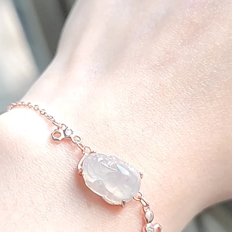 |Recruit wealth and protect against villains|Myanmar A-quality jadeite ice glass light black chicken Pixiu sterling silver plated 18k rose bracelet - สร้อยข้อมือ - หยก 