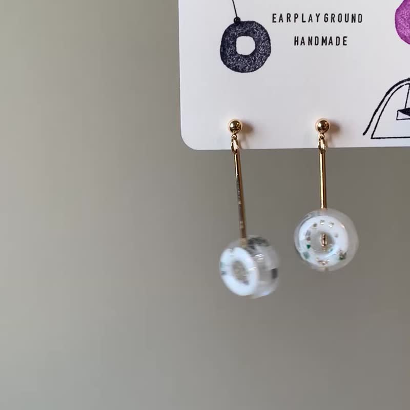 Handmade earrings - ต่างหู - เรซิน สีใส
