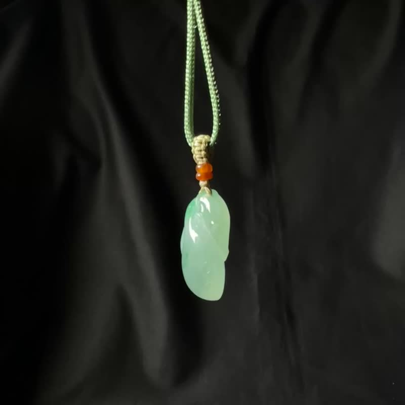 Treasure bag | Ice type light green jade pendant - สร้อยคอ - หยก สีเขียว