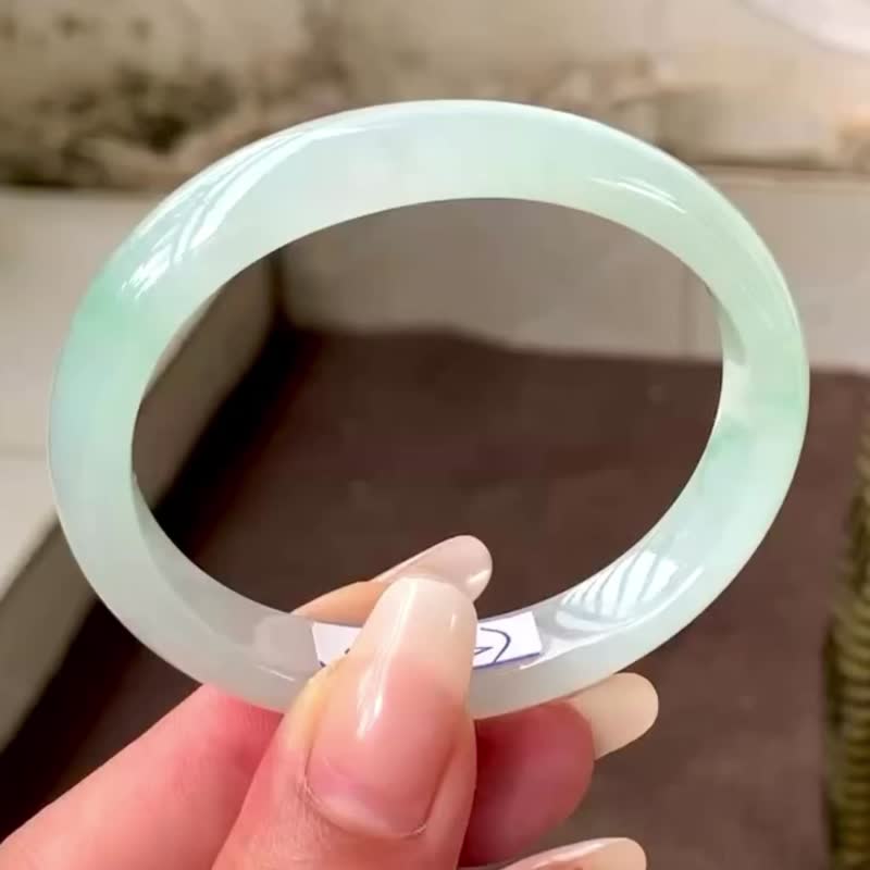 冰種 天然翡翠 緬甸 A玉 玉鐲 • 冰種果綠翡翠貴妃鐲 - 手鍊/手環 - 玉石 綠色