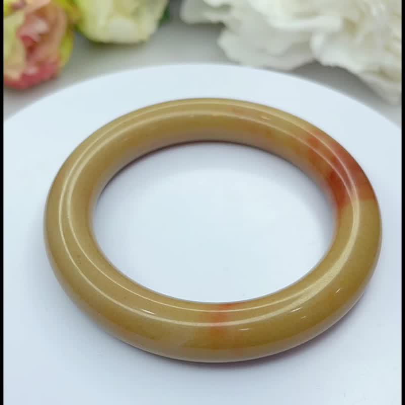 NO.111獨特紅絲絨南瓜色佘太翠 內徑57MM 圈口 佘太玉 手鐲 圓鐲 - 手鍊/手環 - 玉石 紅色