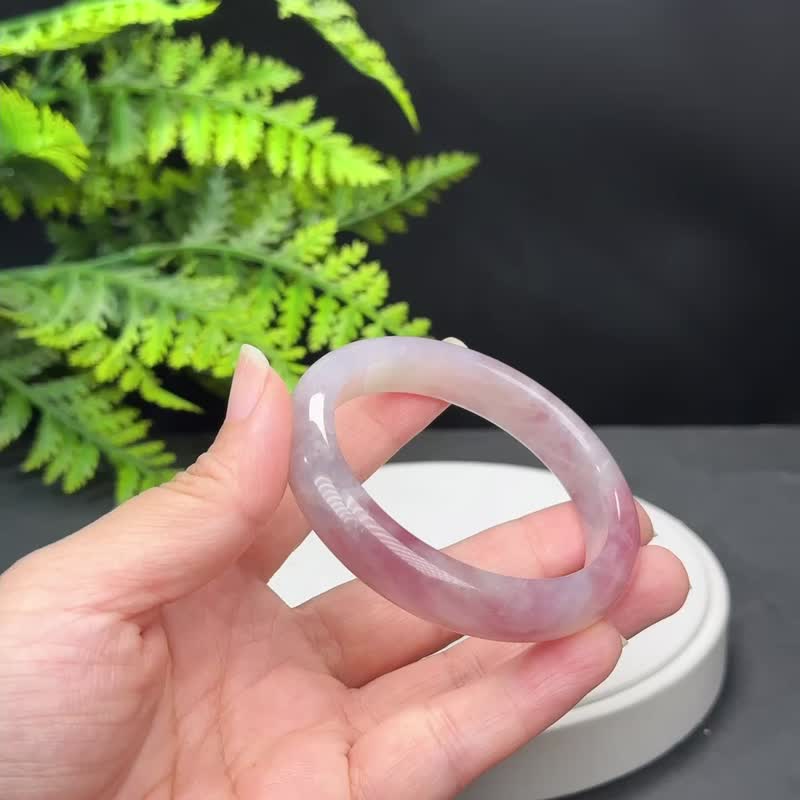 Madagascar purple rose quartz bracelet 56MM old material purple pink ice floating rose quartz personal charm - สร้อยข้อมือ - คริสตัล สีม่วง