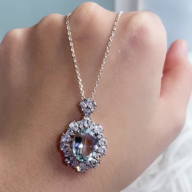 Fine aquamarine oval cut 5.2-inch aquamarine [one thing, one shot, only one] - Necklaces - Gemstone Blue