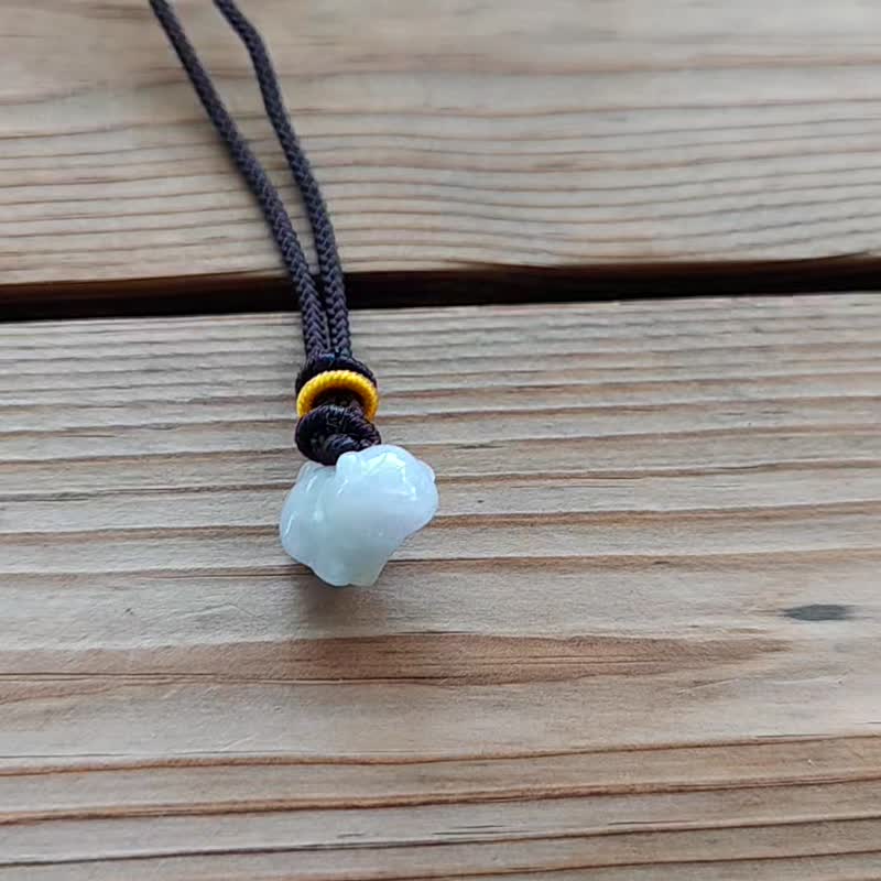 親翠 天然翡翠 白冰奶兇虎調整式繩鏈 生肖 - 項鍊 - 玉石 白色