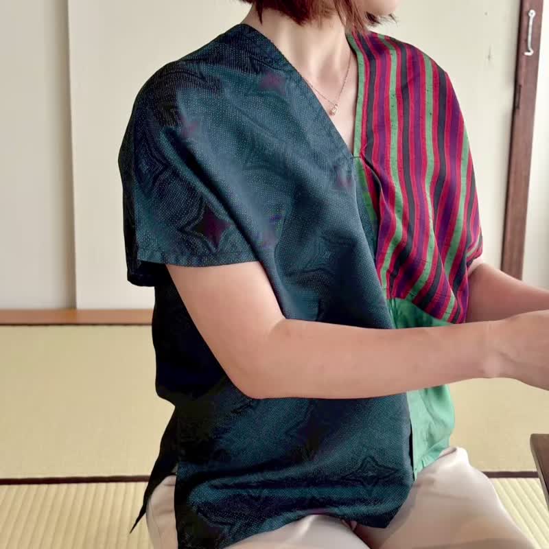 微修身日本絲質紅底黑綠紫條紋拼接變形蟲星星四角衣四方衣 - 女襯衫 - 絲．絹 多色