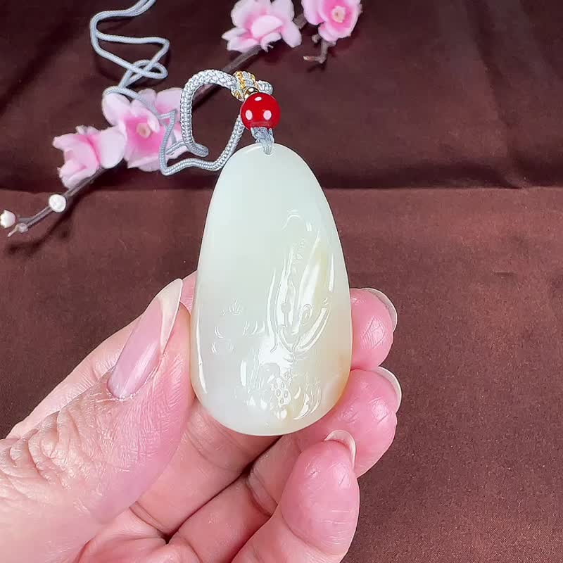 秒殺價 天然新疆和田玉年年有餘吊墜 玉質細膩 - 吊飾/掛飾 - 玉石 