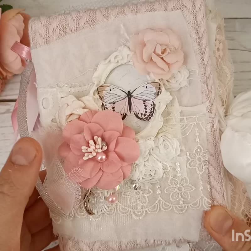 Pink Fabric Lace junk journal handmade Elegant woman dairy Lace flowers notebook - สมุดบันทึก/สมุดปฏิทิน - กระดาษ สึชมพู