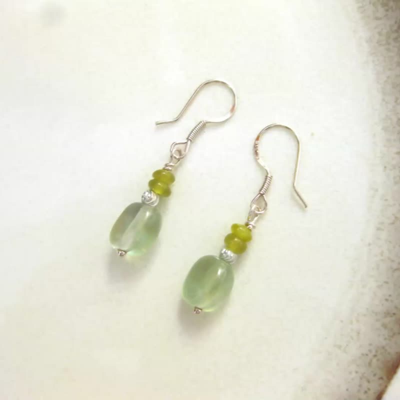 Sterling silver design earrings Stone+ Stone(ear hook)/original stone irregular unique design - ต่างหู - หิน สีเขียว