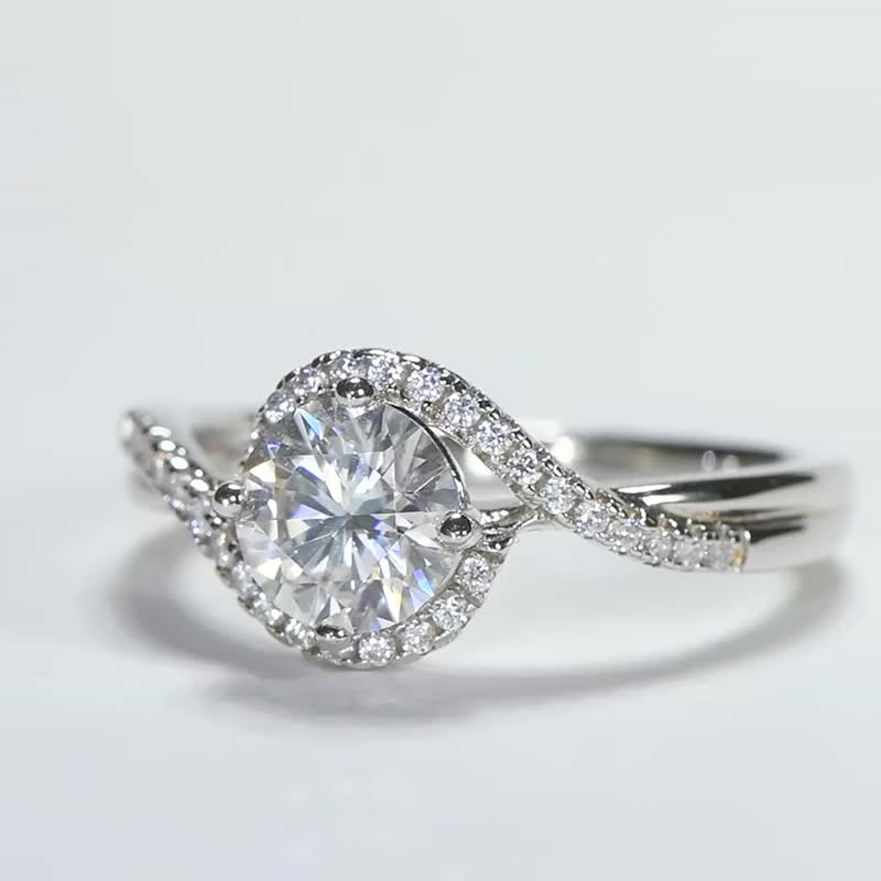 Moissanite Moissanite 1 carat engagement flower bud diamond ring Taipei store Cu - แหวนทั่วไป - วัสดุอื่นๆ 