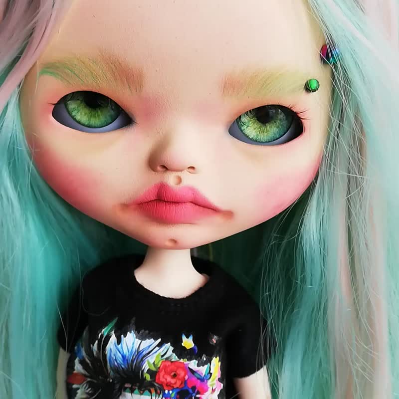 Blythe custom doll sculpt asian Miko white skintone pink blue hair Tbl OOAK - 玩偶/公仔 - 塑膠 粉紅色
