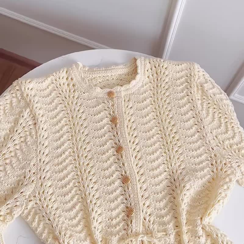 Retro lace knit blouse Cream tie waist shirt Hand knit sweater for women - 女襯衫 - 棉．麻 