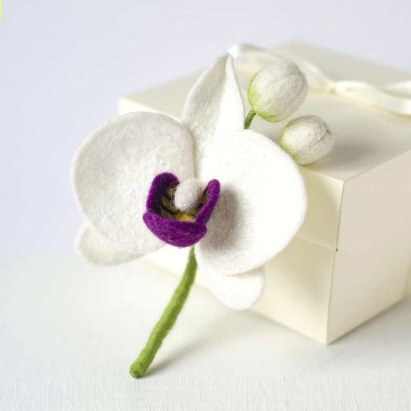 Felted Orchid Brooch White Orchid Jewelry Brooch Wool Jewelry White Flower Pin - Brooches - Wool White