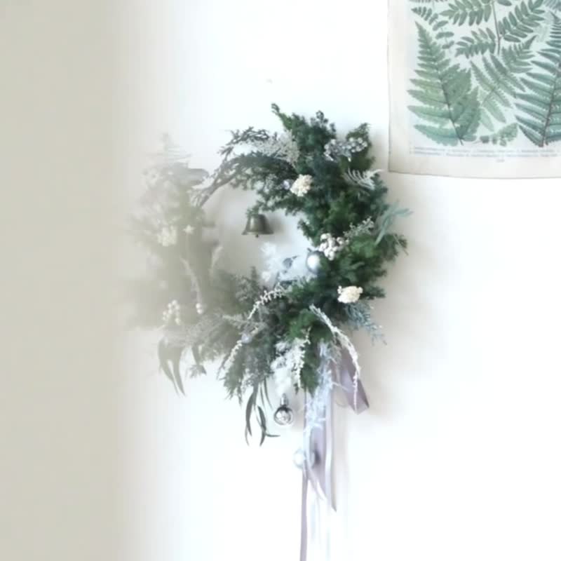 Soft Mist Christmas Wreath Handmade Experience | Taichung Floral Workshop - Plants & Floral Arrangement - Plants & Flowers 