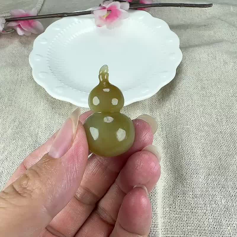 秒殺價 天然新疆和田玉葫蘆吊墜 玉質細膩溫潤 - 吊飾/掛飾 - 玉石 