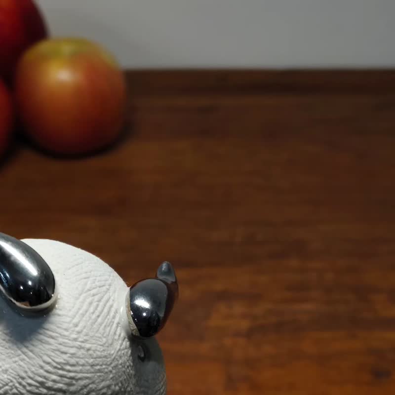 巳蛇年限定【有蛇有得】新年禮物 陶瓷藝品茶寵擺件 - 擺飾/家飾品 - 瓷 銀色