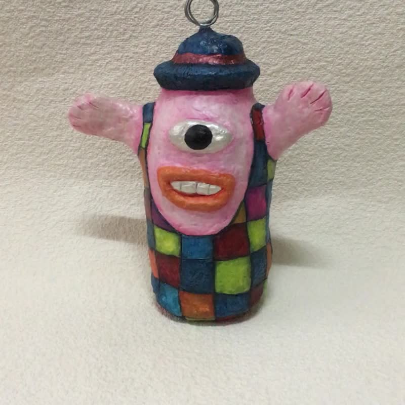 A photo & note clipping handcraft doll / Mr. One eye monster colourful - Items for Display - Eco-Friendly Materials Pink