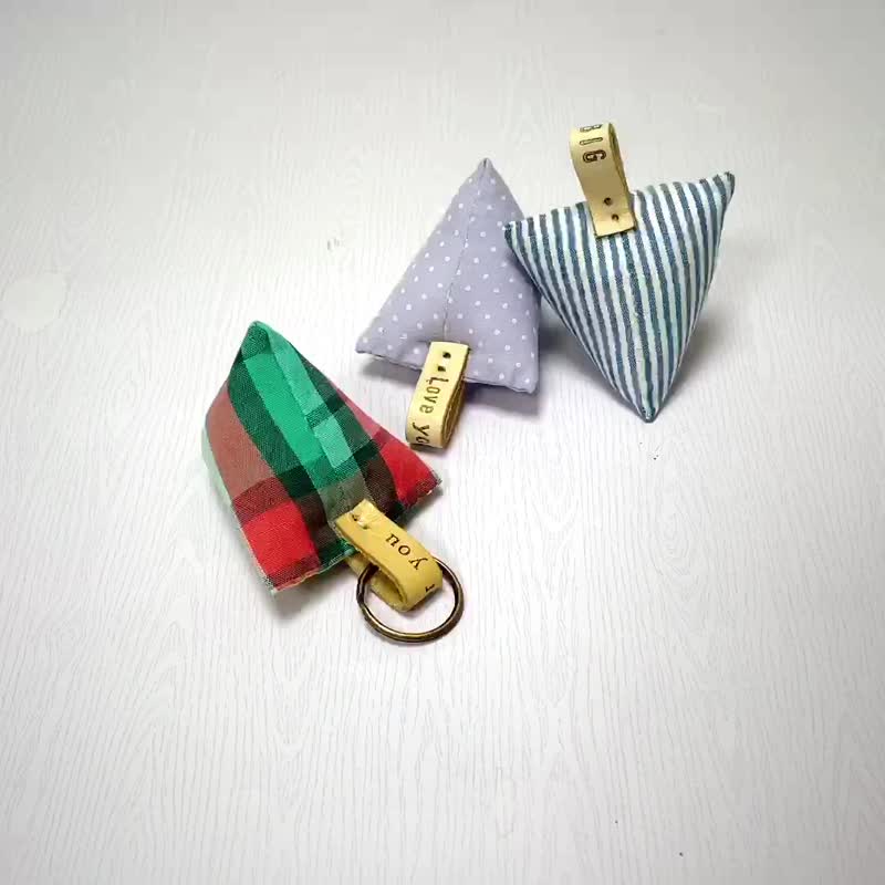 【客製祝福】親手縫守護香包. 心意材料包 - 編織/刺繡/羊毛氈/縫紉 - 棉．麻 紫色