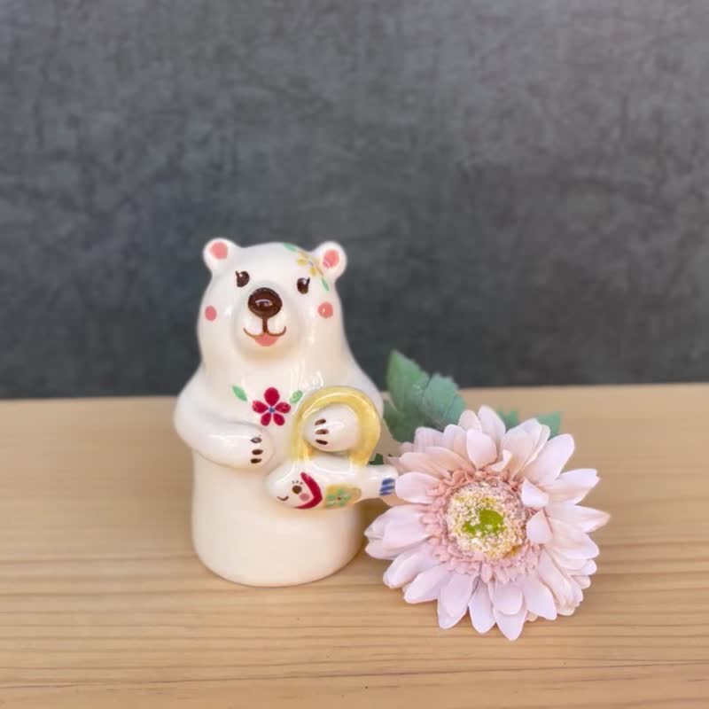 A Lu cute bear pottery pottery/vase/ornament/gift handmade hand-painted original only one piece - Pottery & Ceramics - Pottery Multicolor