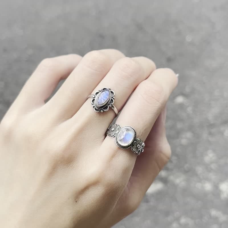 Xiyingyao 925 Silver moonstone natural stone live ring ethnic style retro hippie men and women - แหวนทั่วไป - คริสตัล สีเงิน