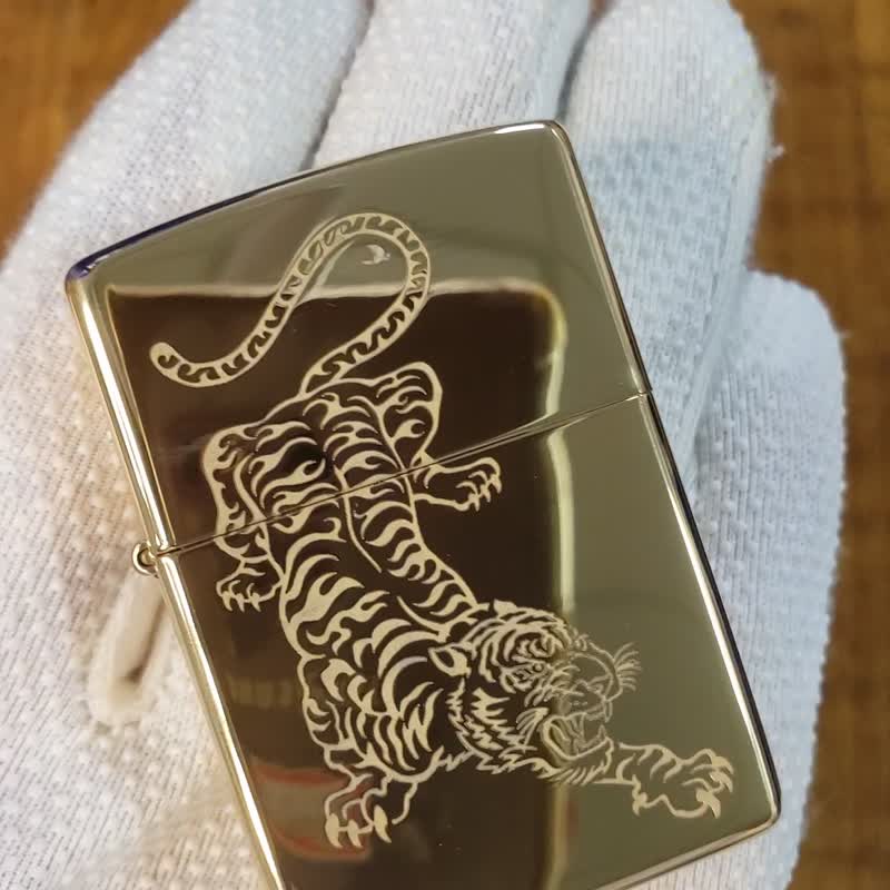 【ZIPPO官方旗艦店】紋身老虎防風打火機 29884 - 其他 - 銅/黃銅 金色