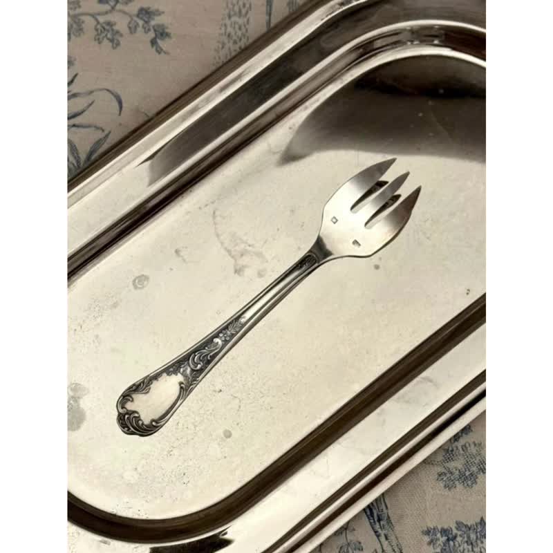 アンティークフォーク フランスアンティーク テーブルウェア フォークセット 40585-フランスのアンティークのシルバーの牡蠣用フォーク - ショップ