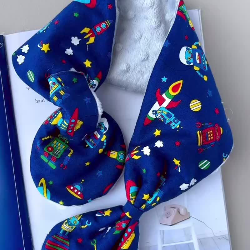 機器人星際大戰 手作 寶寶保暖脖圍 兒童圍巾 彌月禮 - 圍兜/口水巾 - 棉．麻 藍色