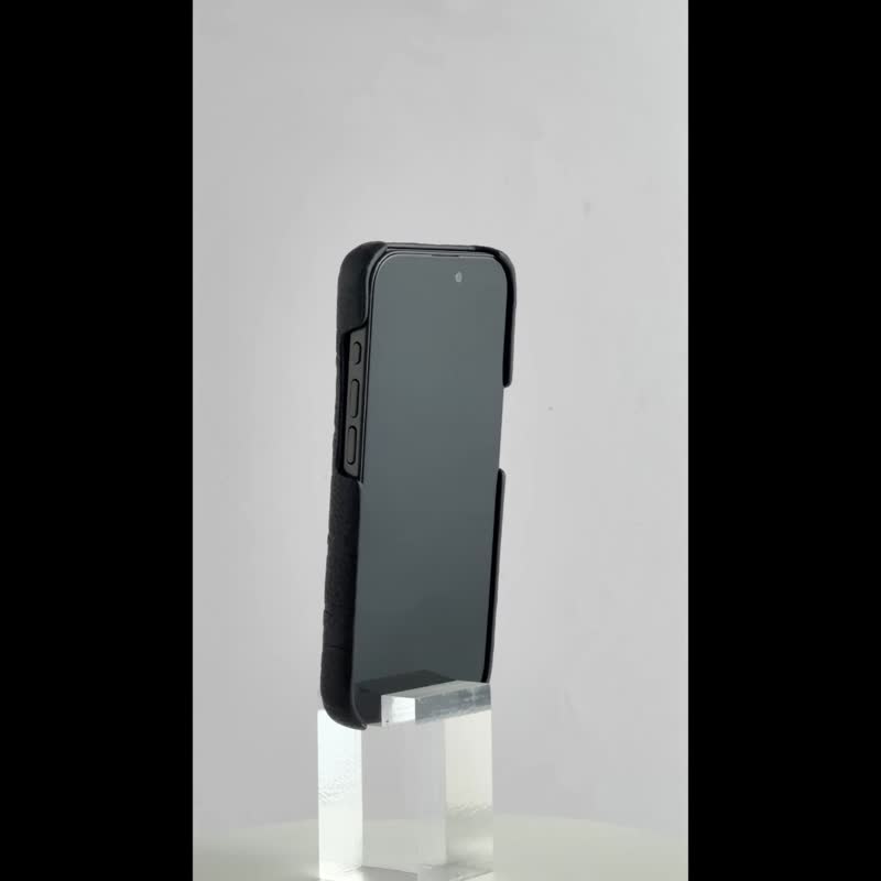 新品COACH ⭐️ iPhone 15 PRO スマホケース　黒　エンボス加工 81MbAUfNXoL._AC_UL210_SR210,