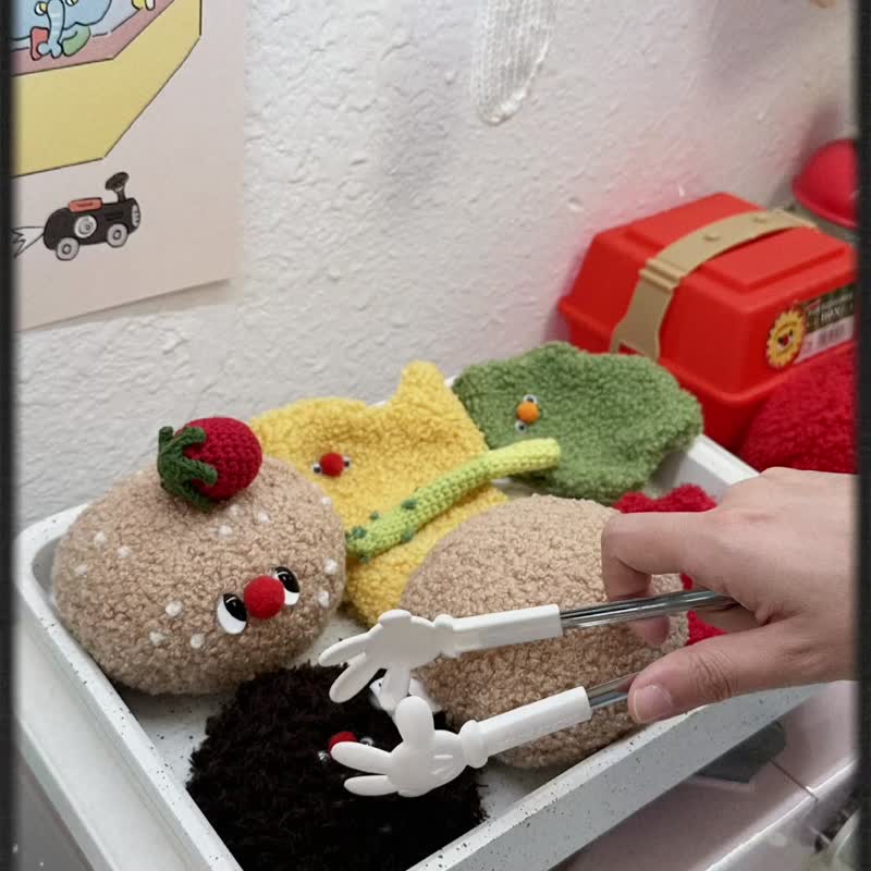 好吃無限 原創手工毛絨漢堡包玩偶杯墊鏡子手作漢堡包生日禮物 - 公仔/玩偶 - 其他材質 紅色