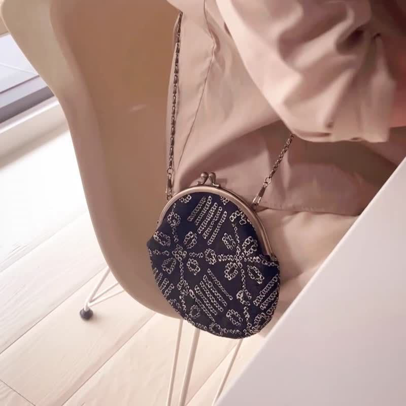 NEW*墨星/隨圓包R 京都職人【高級和服紬】附雙鏈 亮麗黑白最百搭 - 側背包/斜背包 - 絲．絹 