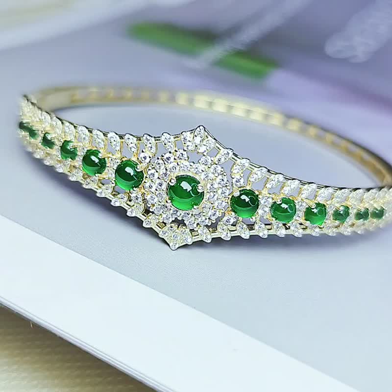 Nobility and wealth | Crown bracelet chain | A-grade jade ice green multi-egg sterling silver hollow design bracelet - สร้อยข้อมือ - หยก 