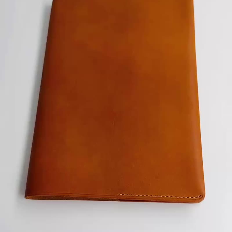 媽媽手冊皮套丨真皮A5筆記本套丨客製化丨植鞣革牛皮丨寶寶手冊套 - 筆記本/手帳 - 真皮 