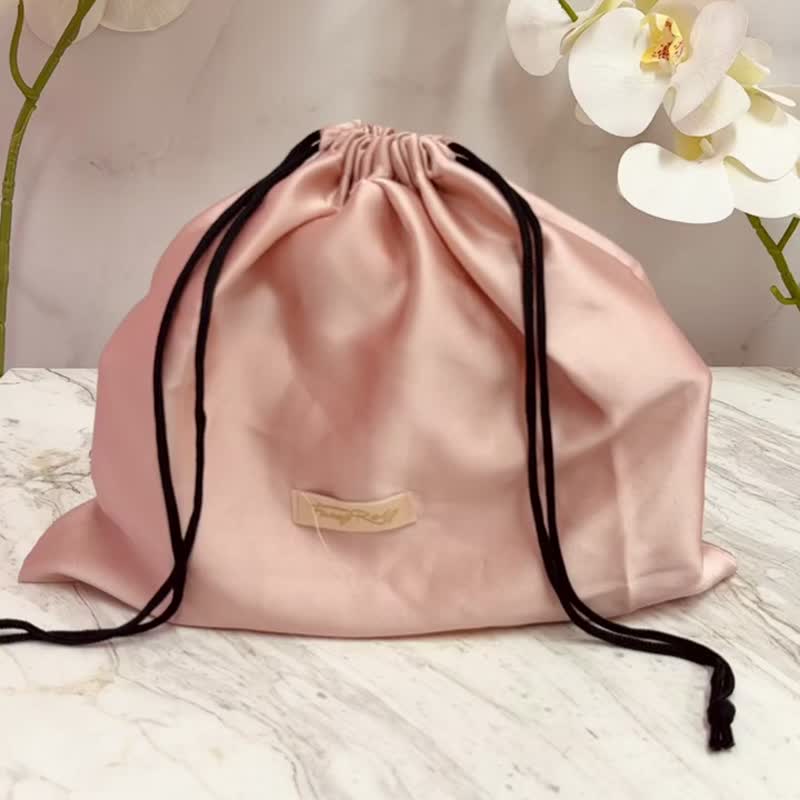 Airy bow crossbody bag - กระเป๋าแมสเซนเจอร์ - วัสดุอื่นๆ สึชมพู