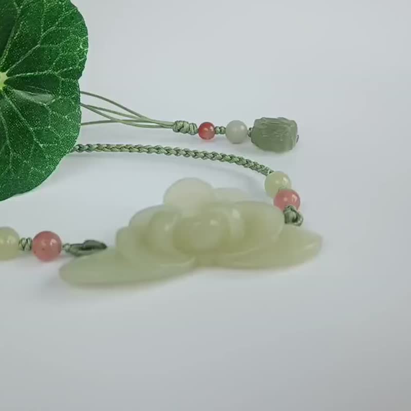 【濯蓮】天然和田玉晴水玉璜蓮花項鏈 - 項鍊 - 玉石 