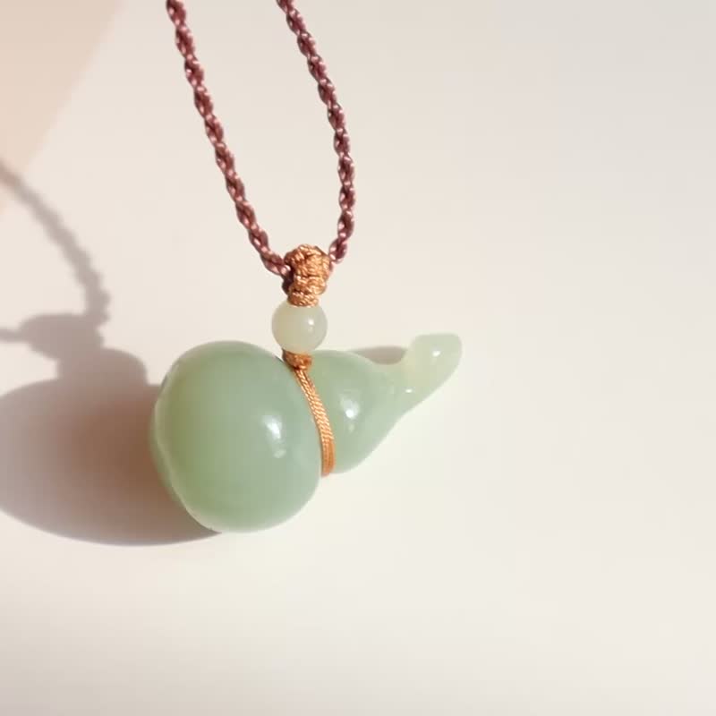 天然和田玉ひょうたんペンダント 新疆且末（チェモ）産 立体彫刻 きめ細かくしっとり 福禄双全 平安 - ネックレス - 翡翠 