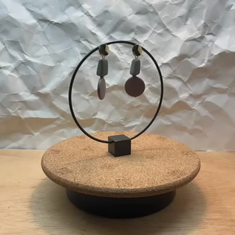 ピアススタンド　輪　(1個) - 耳環/耳夾 - 其他金屬 