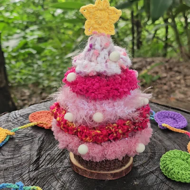 手編み毛糸のクリスマスツリー - ピンク - 置物 - コットン・麻 ピンク