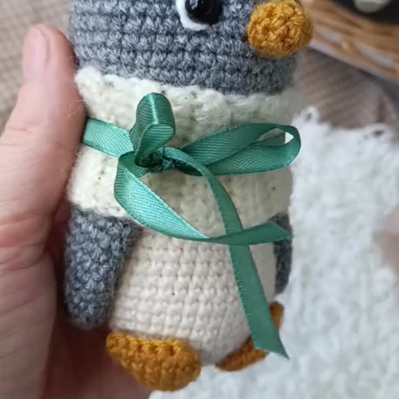 Stuffed plush penguin toy. Soft miniature penguin gift for baby - 寶寶/兒童玩具/玩偶 - 羊毛 
