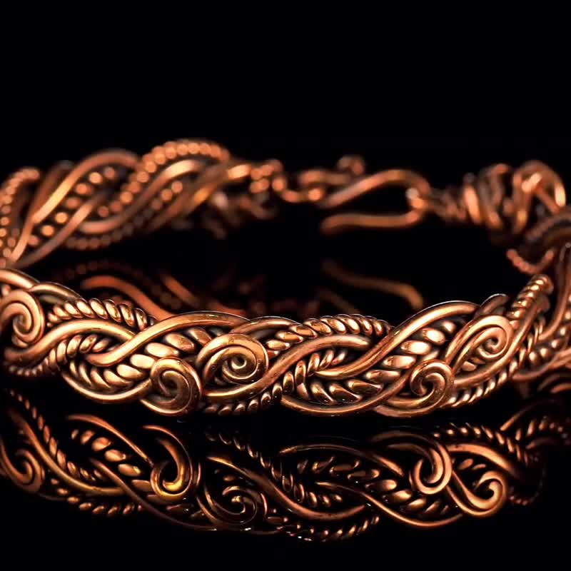 High quality wire wrapped copper bracelet for women  Antique style copper bangle - Bracelets - Copper & Brass Gold