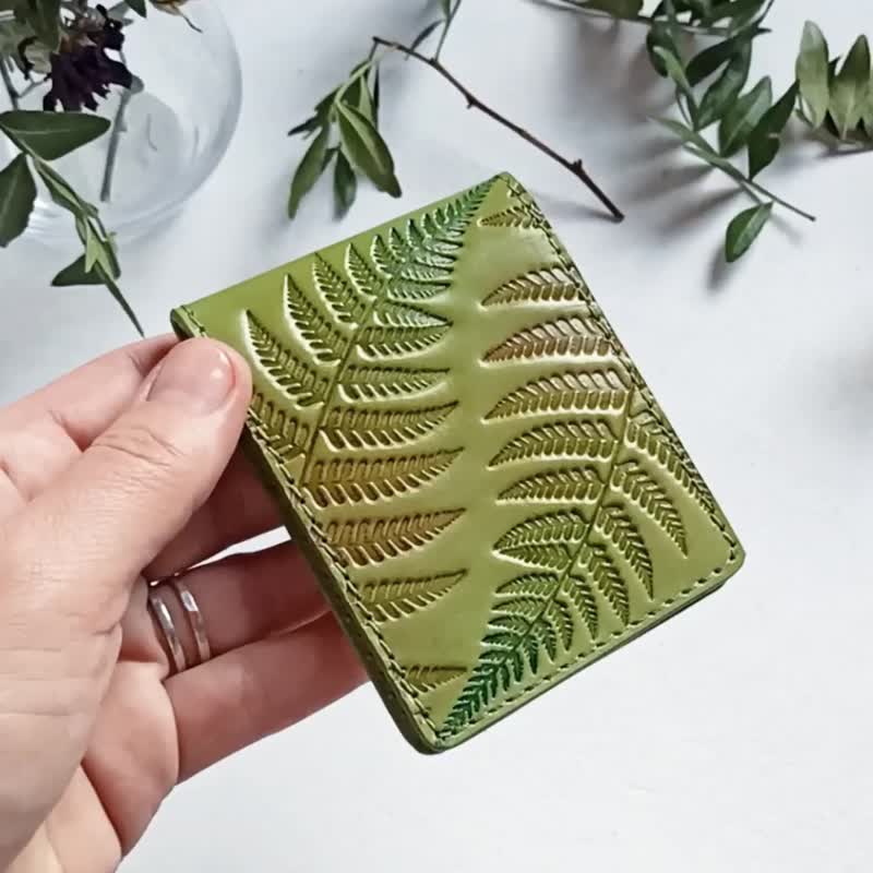 Olive Green Leather Card Holder/ Card Wallet for Women for Men, Fern Leaves - 卡片套/卡片盒 - 真皮 綠色