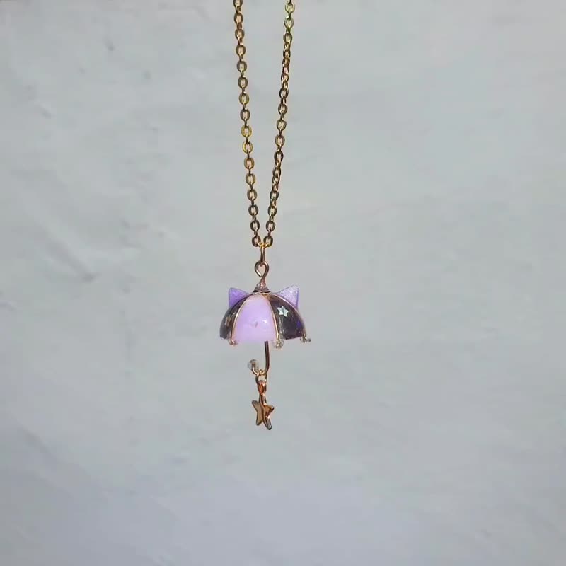 Yanyu handmade 14K gold-filled necklace cat umbrella luminous star gift healing Halloween - Necklaces - Resin Orange