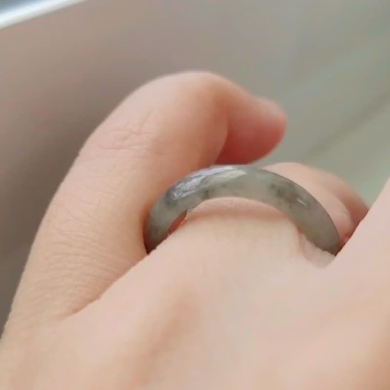 【親翠】天然翡翠 冰綠烏雞手指鐲10號戒圈 | 疊帶也好看顯手細 - 戒指 - 玉石 多色