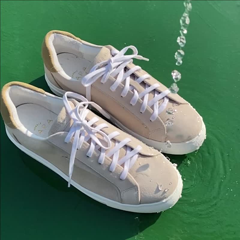小雨宙防水小白鞋-煙雨灰 - 女休閒鞋/帆布鞋 - 防水材質 綠色